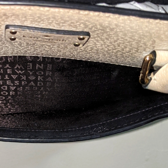 Kate Spade vintage cream & black leather purse - Picture 4 of 11